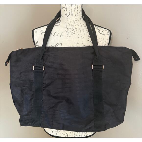 Puma Jane Black Gold Logo Tote Travel Shoulder Lightweight Front Pocket Duffle - Picture 3 of 10